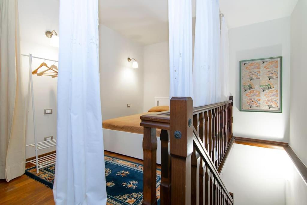 Residence Alma - Rialto Bridge Venesia Bagian luar foto